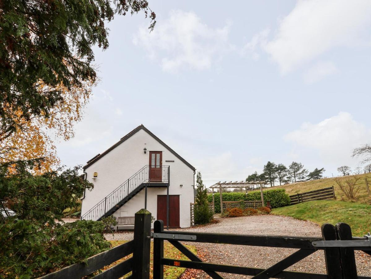 Tyn-Y-Mynydd Bach Apartment Halkyn Exterior photo